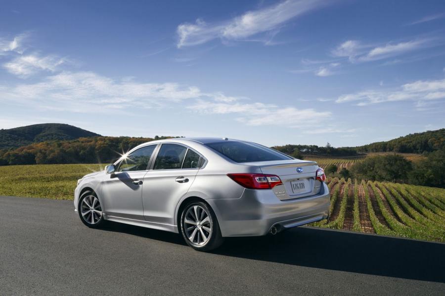  Subaru Legacy 2015 года  (фото 7 из 14)